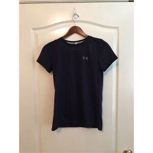 UnderArmor - Athletic Shirt